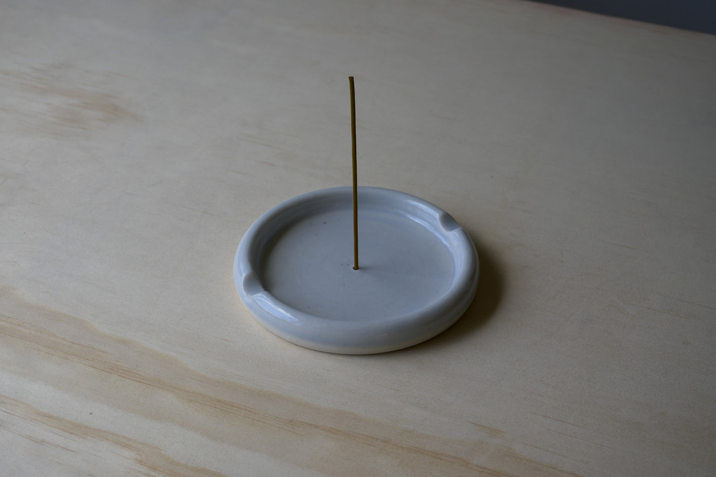 ice incense holder / ashtray