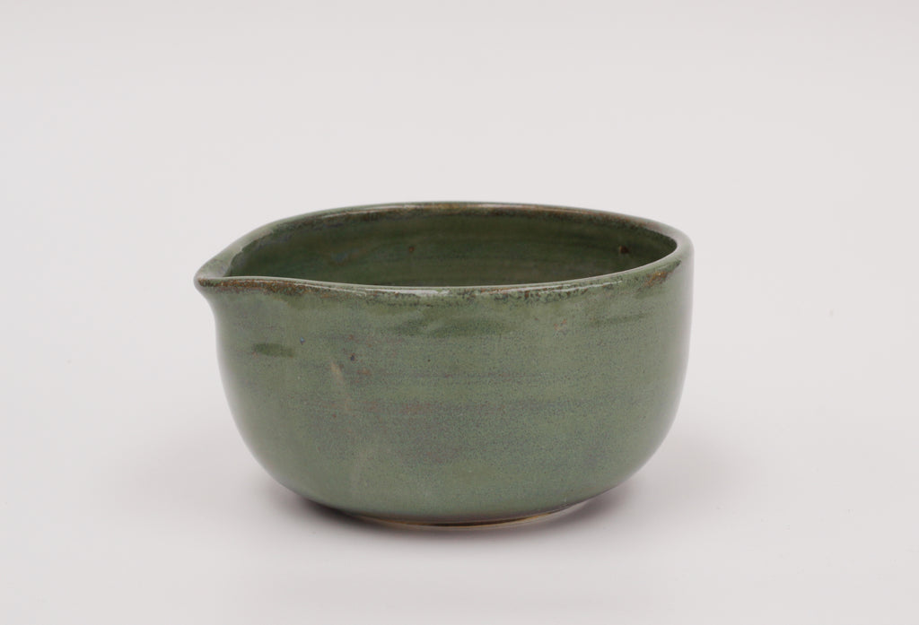 green matcha bowl 01